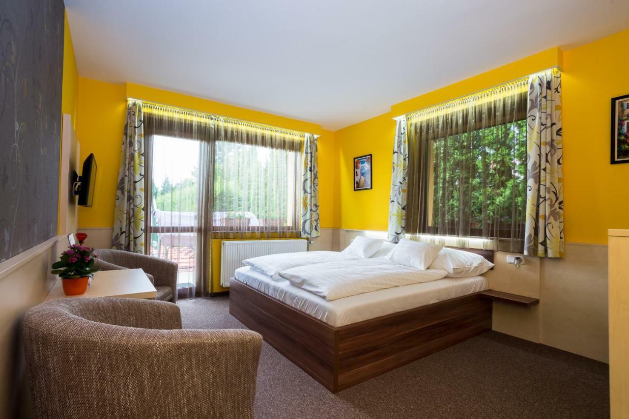 Hotel Mayer Alsooers Exterior foto